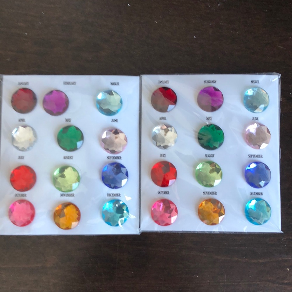 Add to Bundle Birthstone Gems 💎